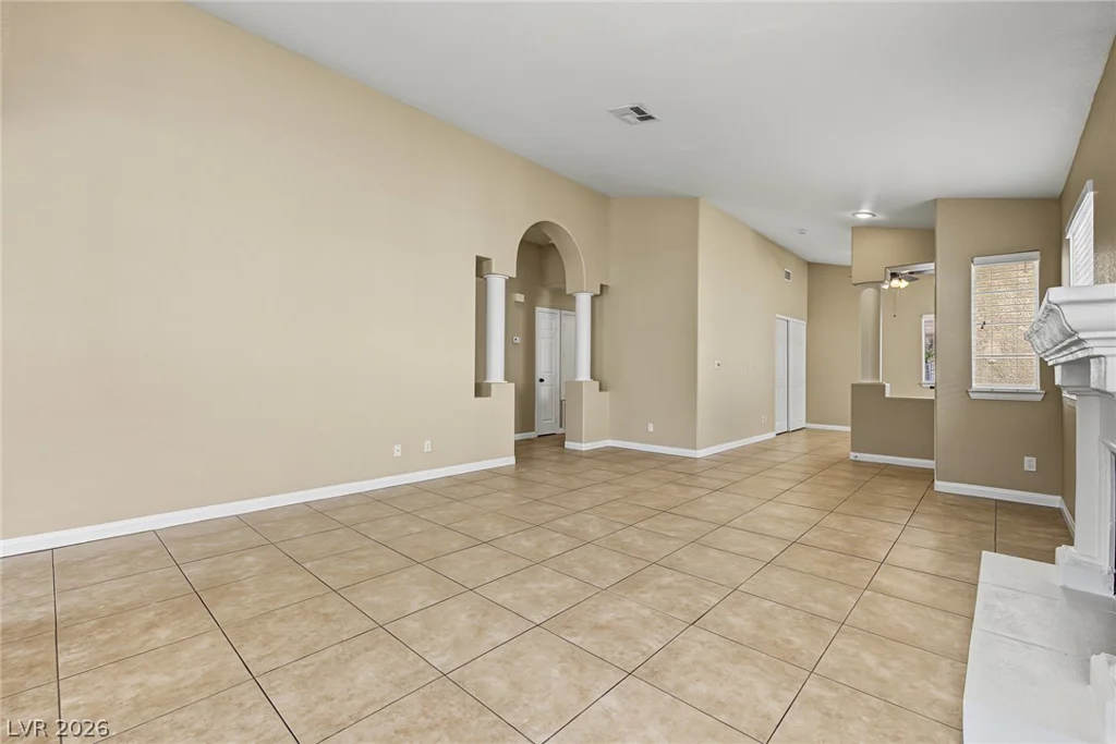 1816 Glenwillow, Las Vegas, NV 89117