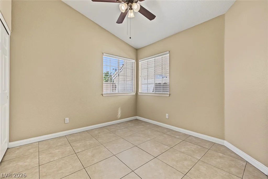 1816 Glenwillow, Las Vegas, NV 89117