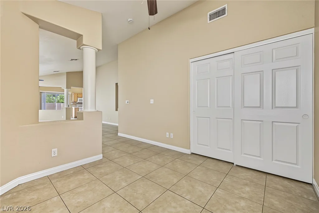 1816 Glenwillow, Las Vegas, NV 89117