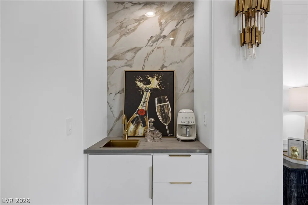 1648 Liege, Henderson, NV 89012