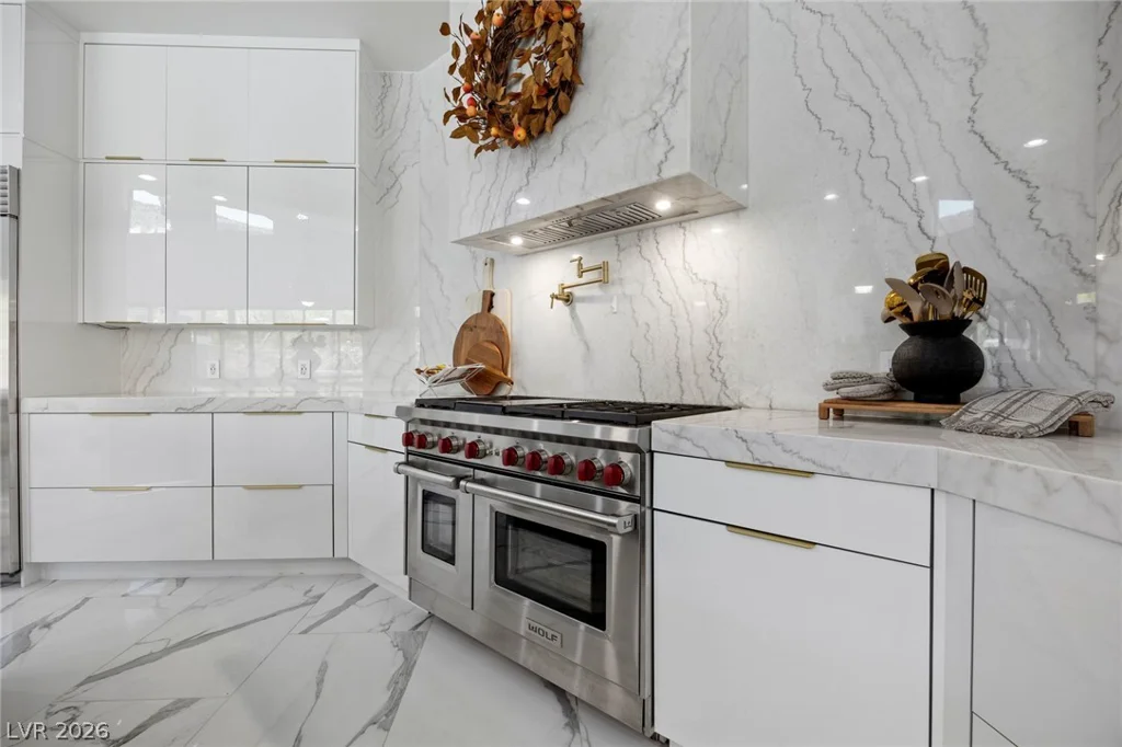 1648 Liege, Henderson, NV 89012