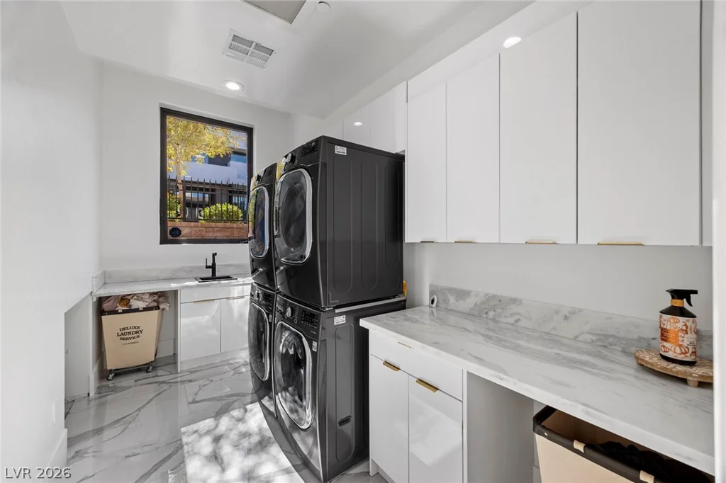 1648 Liege, Henderson, NV 89012