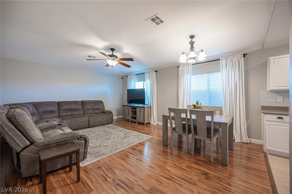 9304 Buttercup, Las Vegas, NV 89149