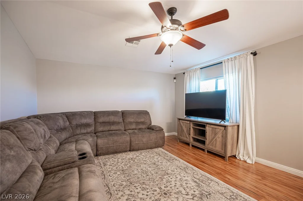 9304 Buttercup, Las Vegas, NV 89149