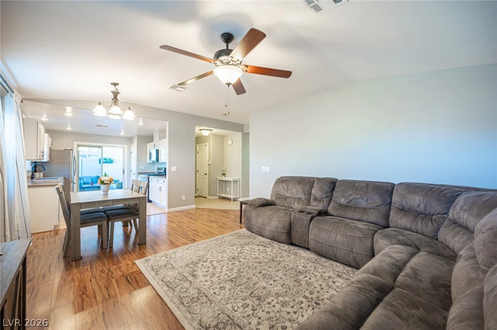 9304 Buttercup, Las Vegas, NV 89149