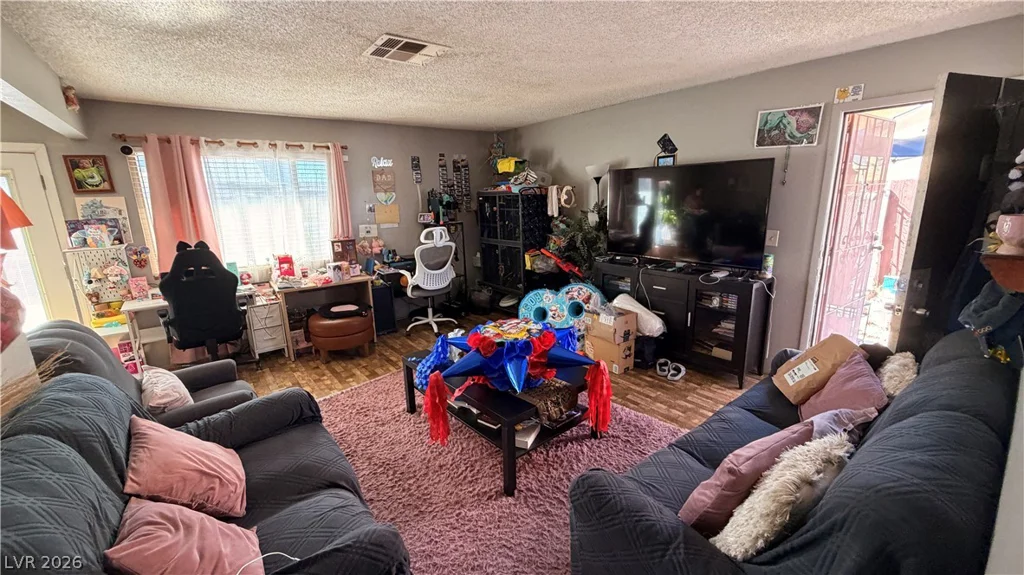 5775 Blue Sea, Las Vegas, NV 89110