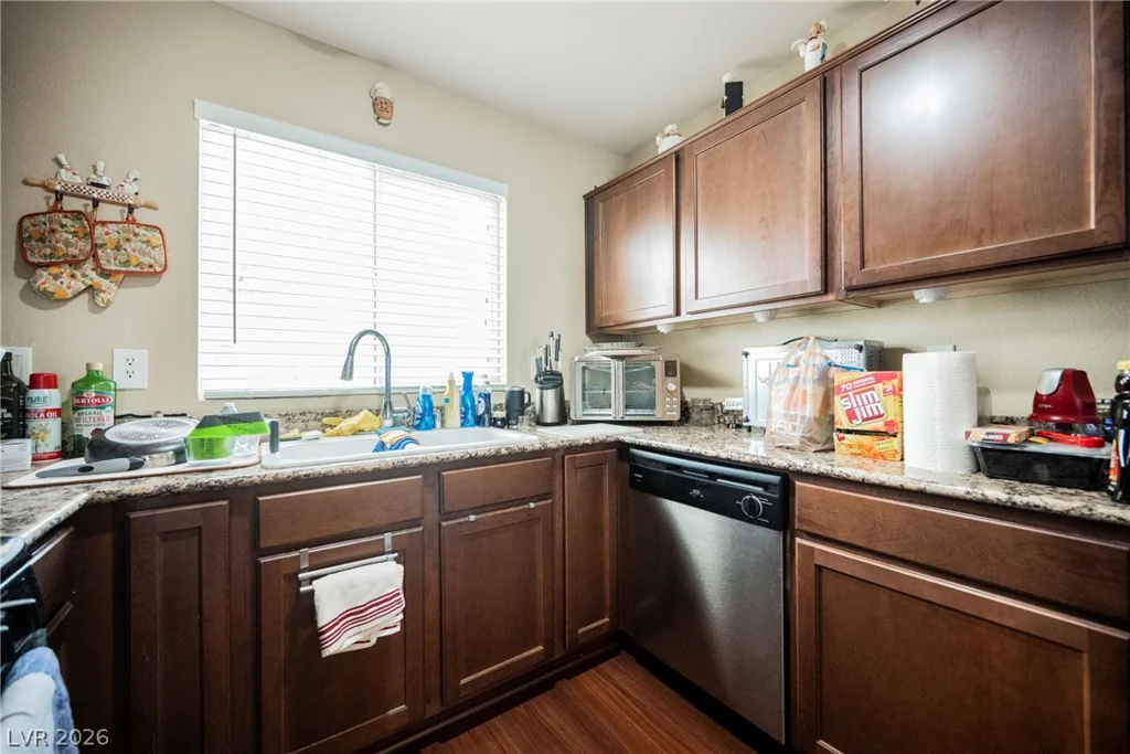 3221 Aiken, North Las Vegas, NV 89032