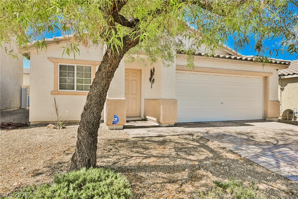 3221 Aiken, North Las Vegas, NV 89032