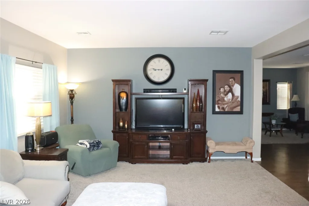 1517 Eagles Pass, North Las Vegas, NV 89084
