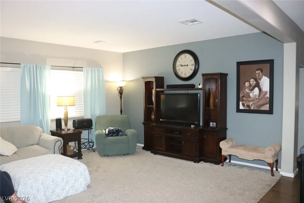 1517 Eagles Pass, North Las Vegas, NV 89084