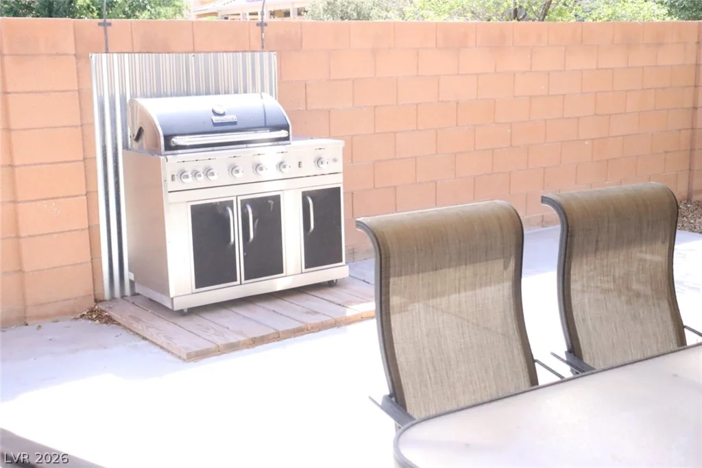 1517 Eagles Pass, North Las Vegas, NV 89084