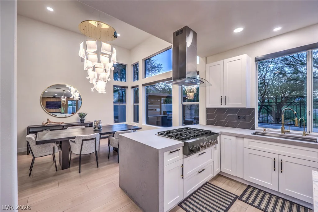 8432 Paseo Vista, Las Vegas, NV 89128