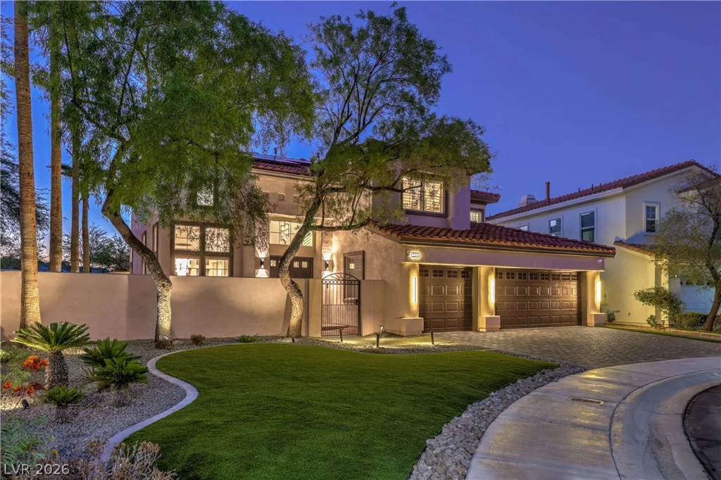 8432 Paseo Vista, Las Vegas, NV 89128