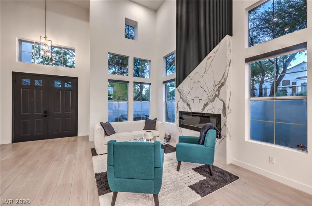 8432 Paseo Vista, Las Vegas, NV 89128