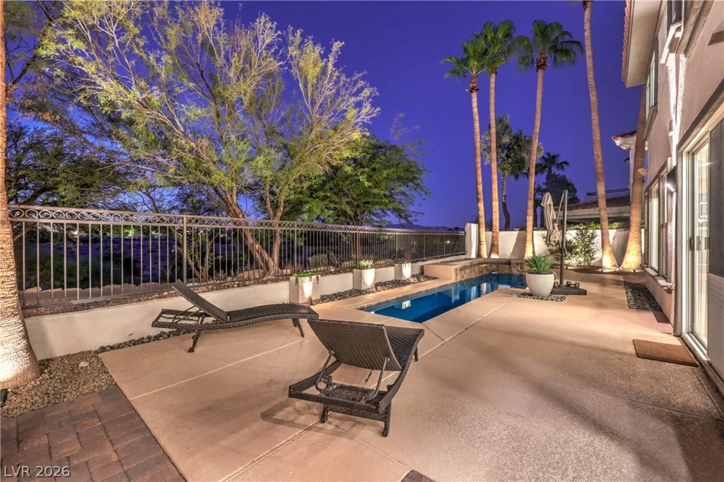 8432 Paseo Vista, Las Vegas, NV 89128