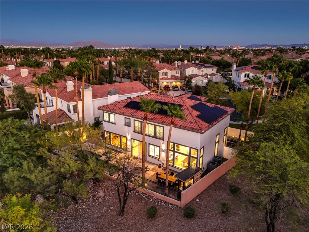 8432 Paseo Vista, Las Vegas, NV 89128