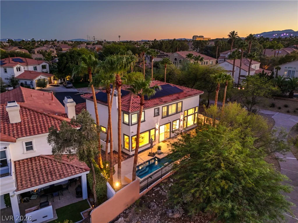 8432 Paseo Vista, Las Vegas, NV 89128