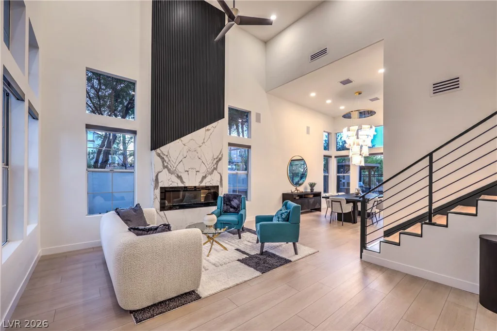 8432 Paseo Vista, Las Vegas, NV 89128