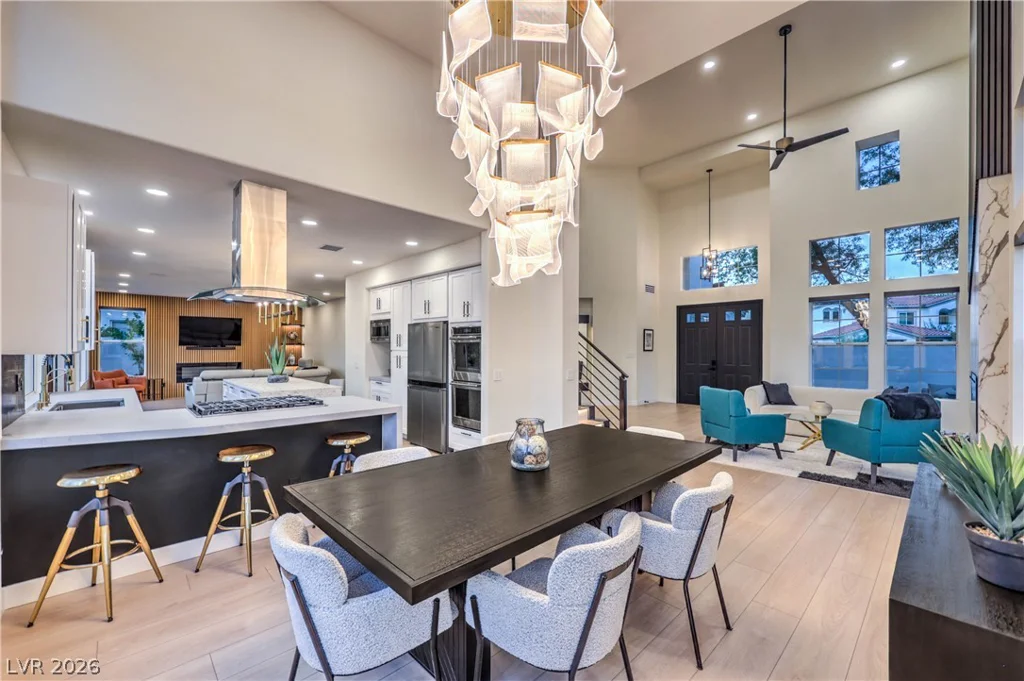 8432 Paseo Vista, Las Vegas, NV 89128