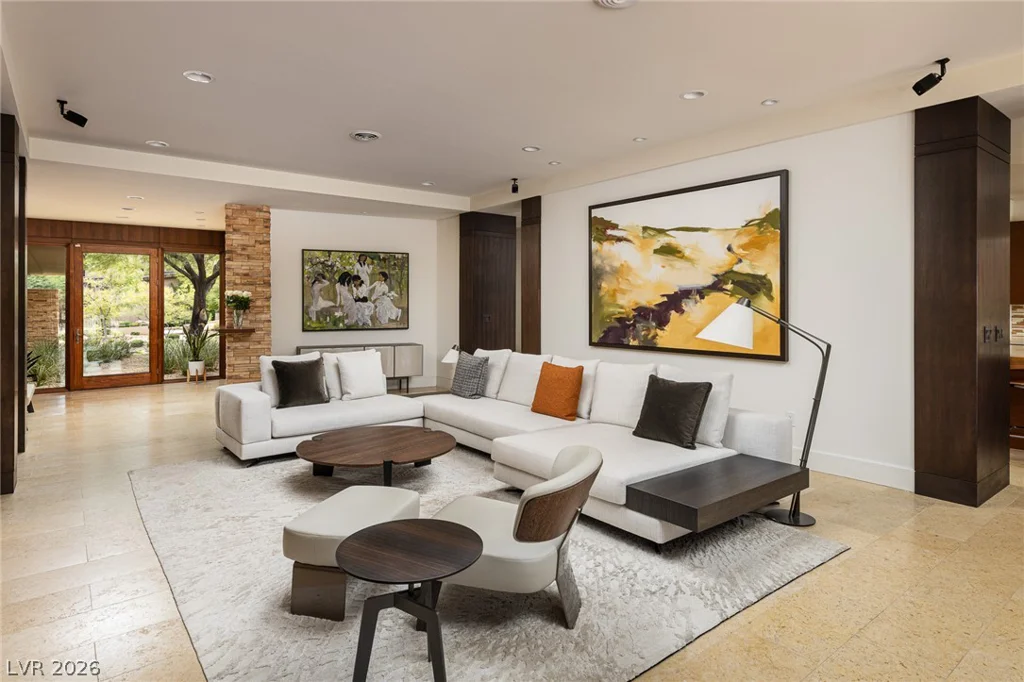 58 Meadowhawk, Las Vegas, NV 89135