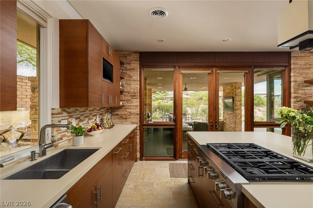 58 Meadowhawk, Las Vegas, NV 89135