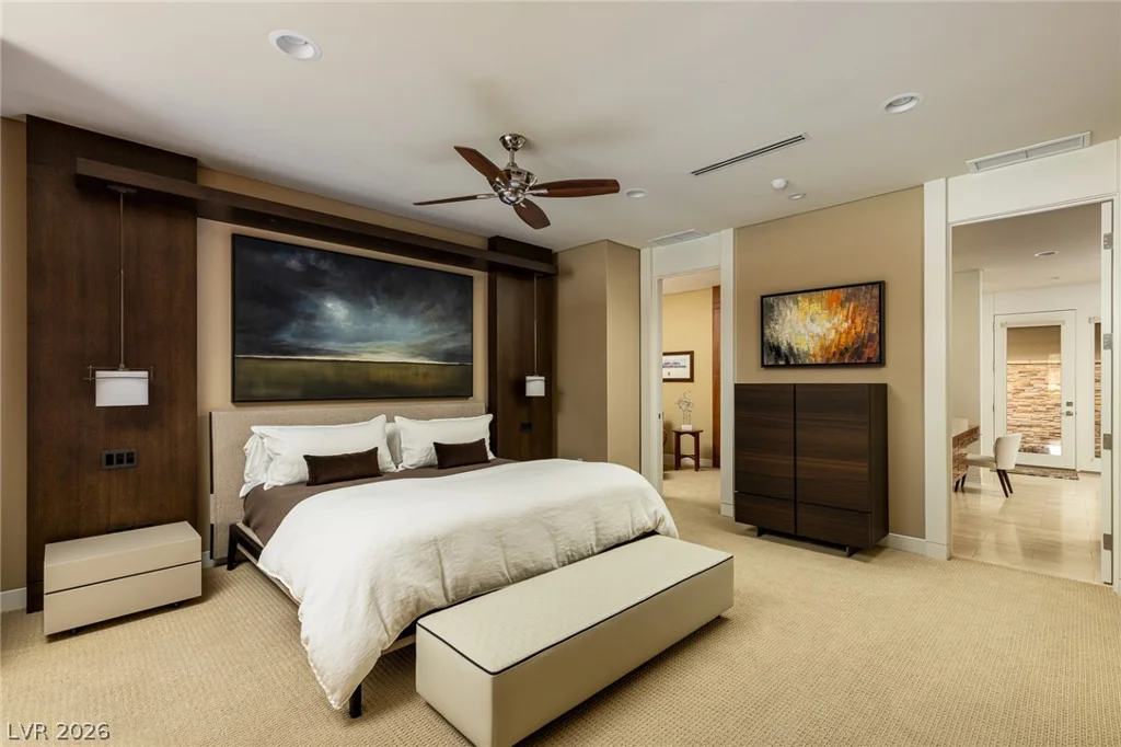 58 Meadowhawk, Las Vegas, NV 89135