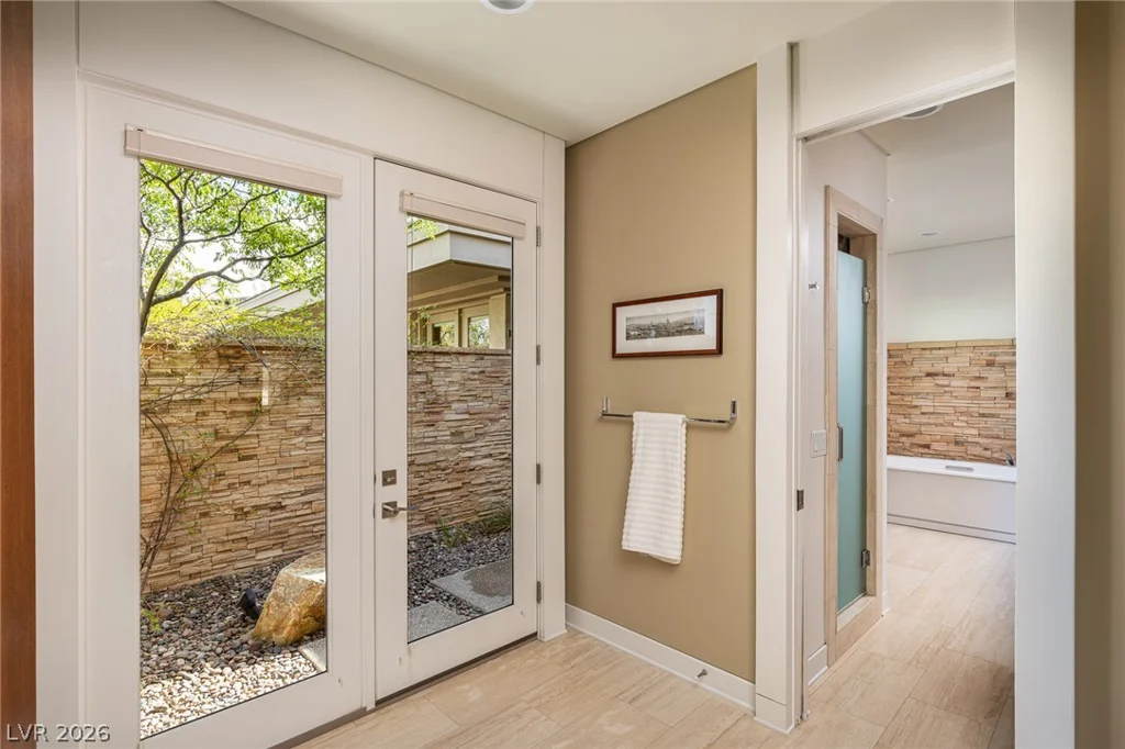 58 Meadowhawk, Las Vegas, NV 89135