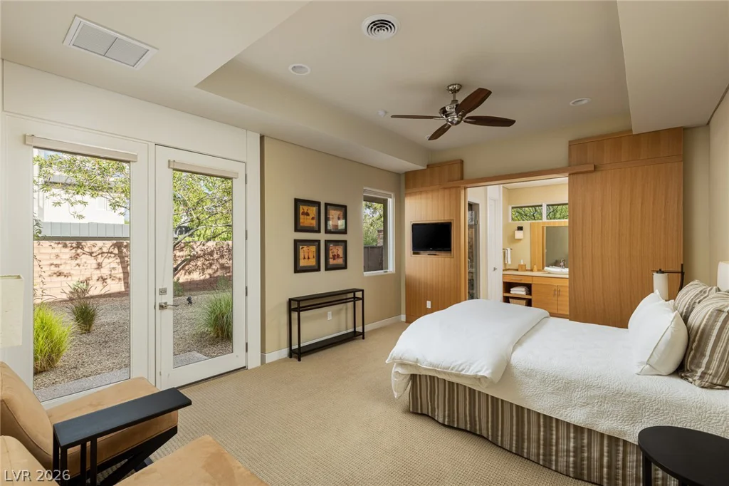58 Meadowhawk, Las Vegas, NV 89135