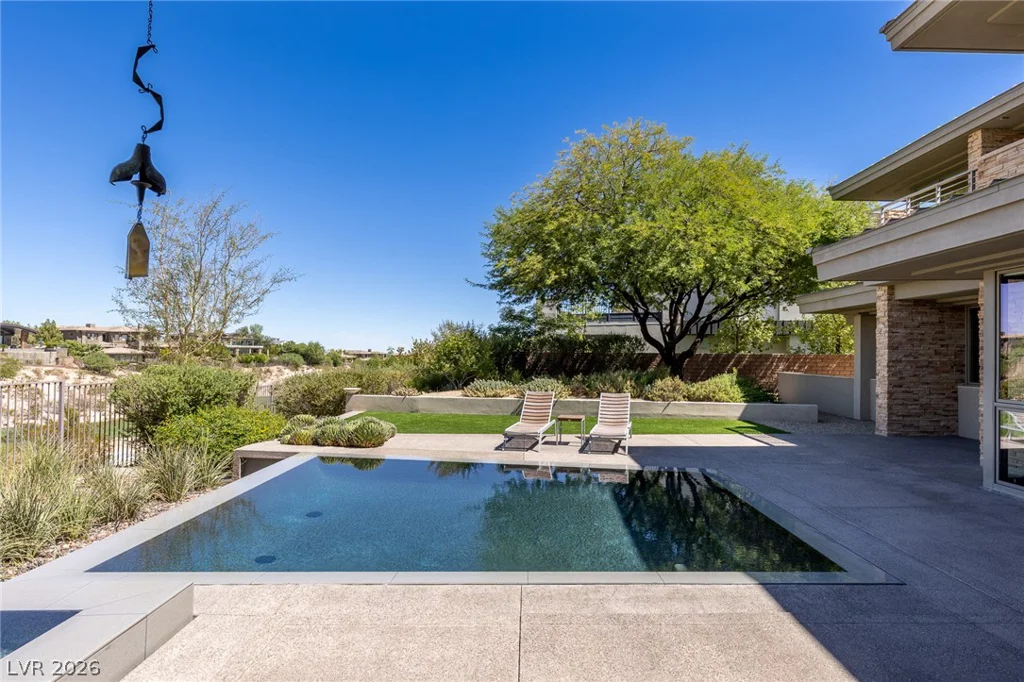 58 Meadowhawk, Las Vegas, NV 89135