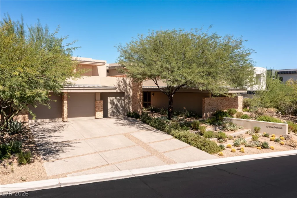58 Meadowhawk, Las Vegas, NV 89135
