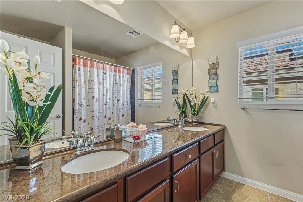 6368 Stag Hollow, Las Vegas, NV 89139