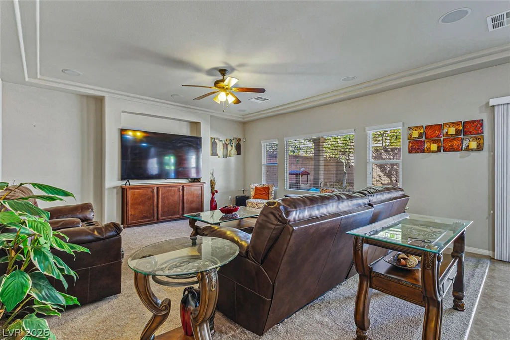 6368 Stag Hollow, Las Vegas, NV 89139
