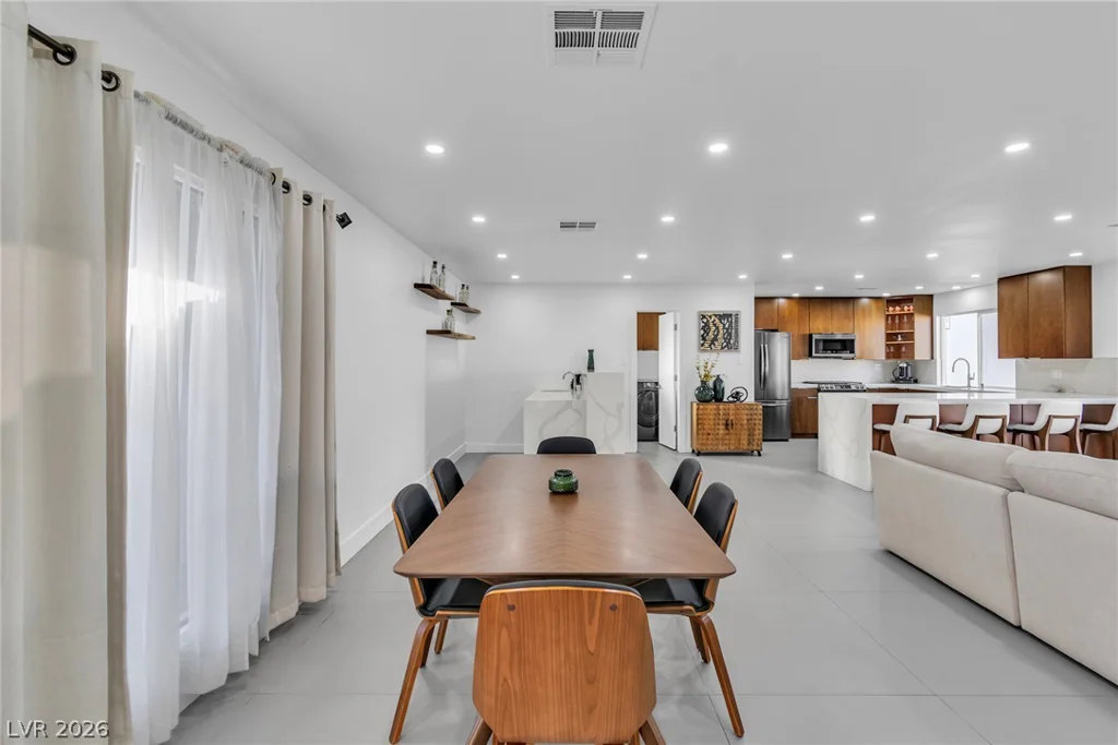 4170 Sheppard, Las Vegas, NV 89121
