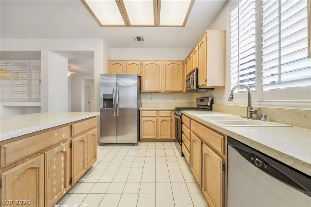499 ELM HOLLOW, Henderson, NV 89012