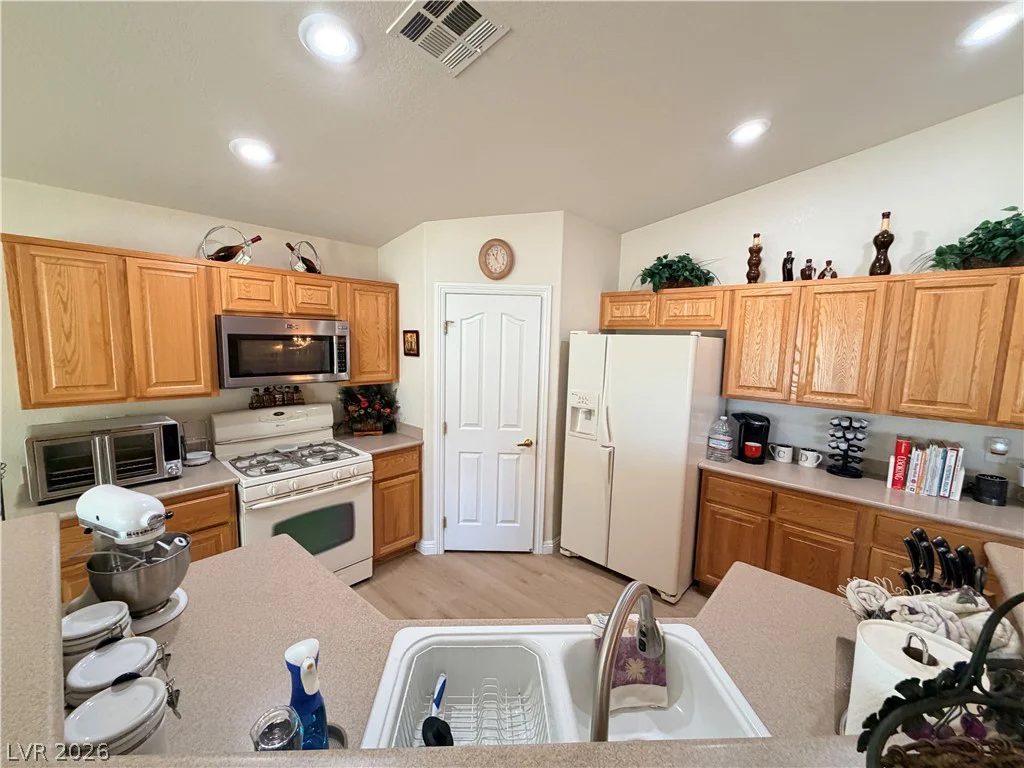 3917 Robin Knot, North Las Vegas, NV 89084