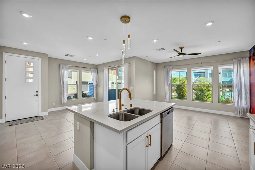 9826 Canyon Sage, Las Vegas, NV 89141