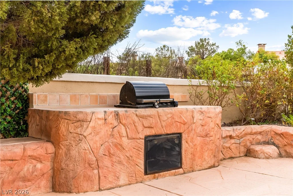 8490 Carmel Ridge, Las Vegas, NV 89113
