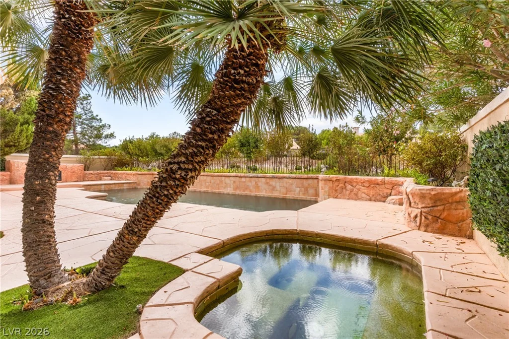 8490 Carmel Ridge, Las Vegas, NV 89113