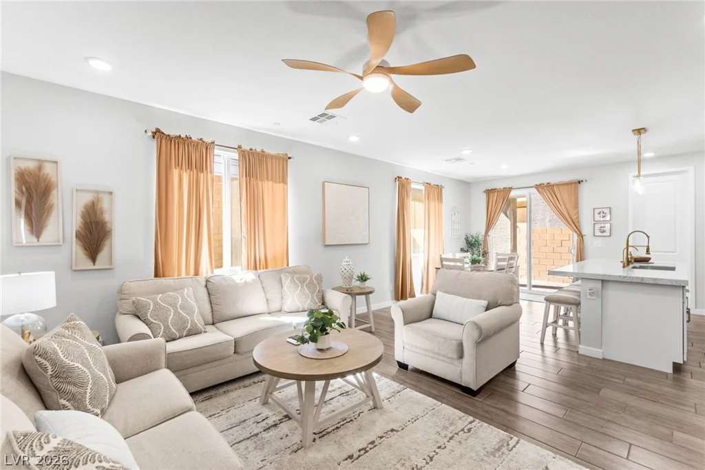 10757 Alamino, Las Vegas, NV 89166