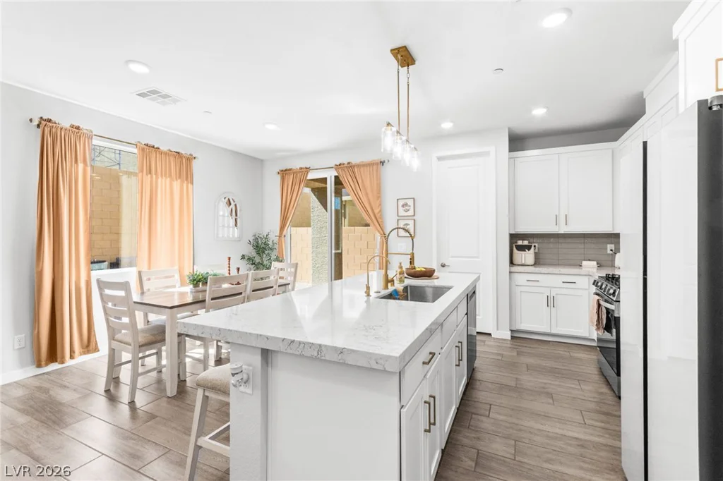 10757 Alamino, Las Vegas, NV 89166