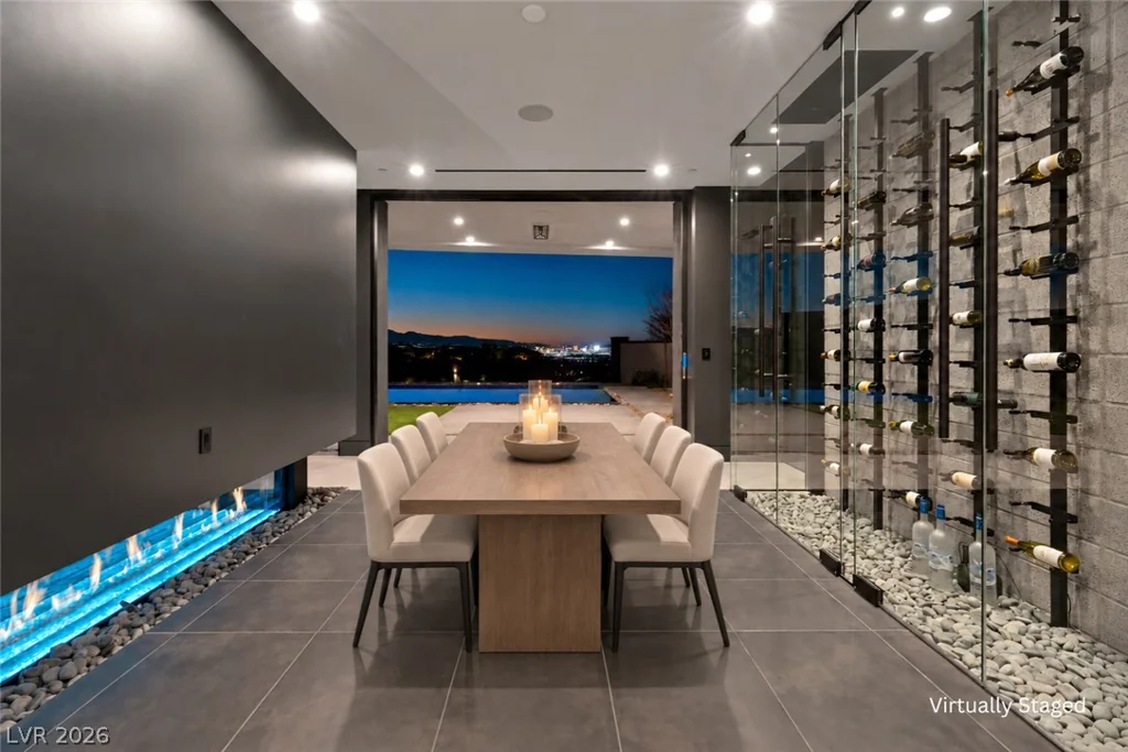 25 Boulderback, Henderson, NV 89012
