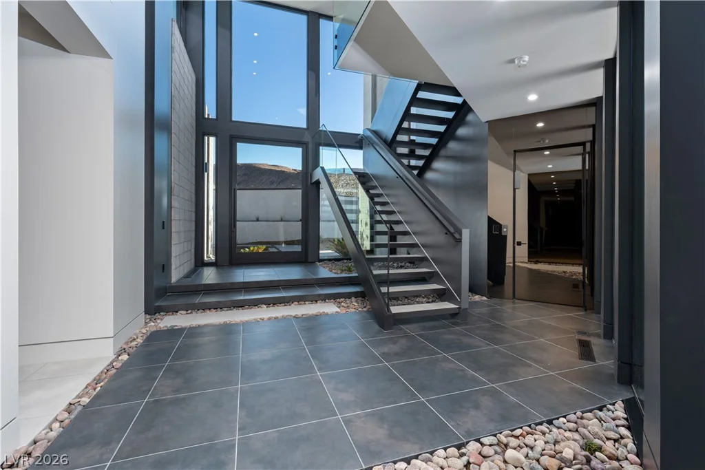 25 Boulderback, Henderson, NV 89012