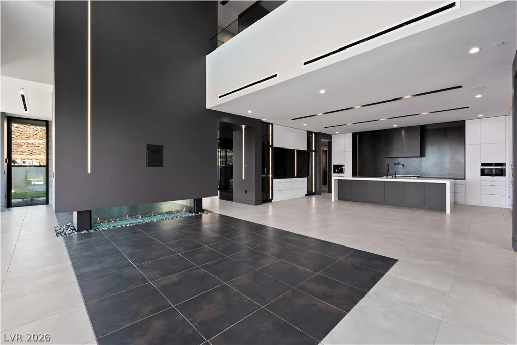 25 Boulderback, Henderson, NV 89012