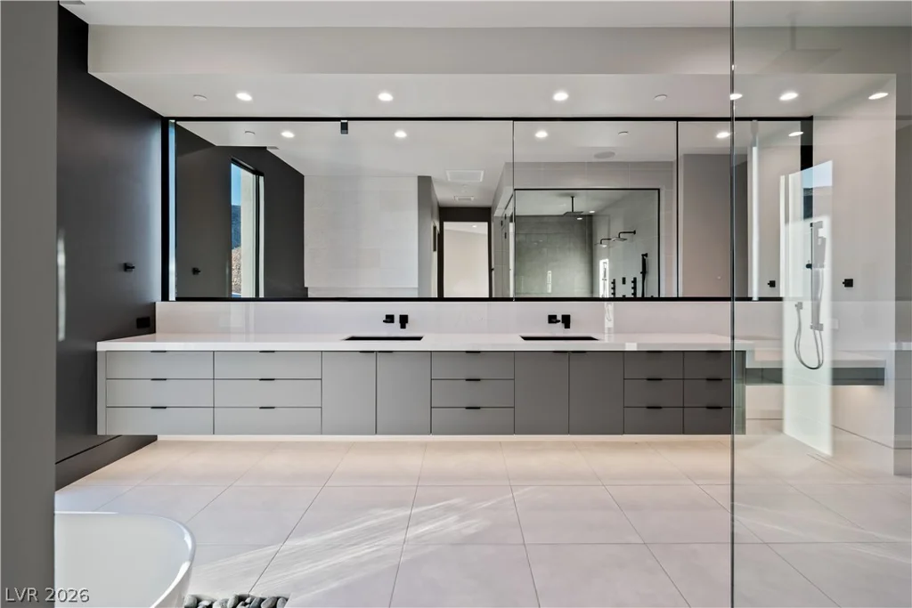 25 Boulderback, Henderson, NV 89012