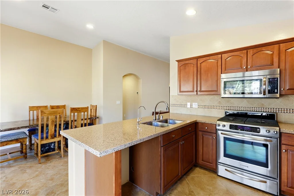 3744 Garnet Heights, North Las Vegas, NV 89081