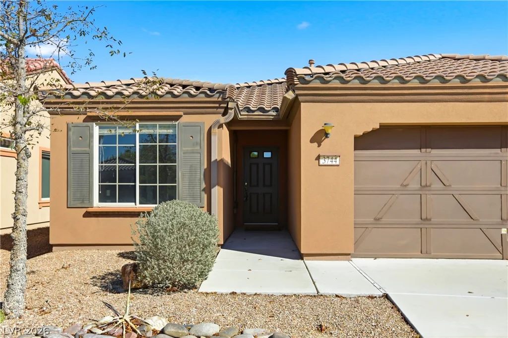 3744 Garnet Heights, North Las Vegas, NV 89081