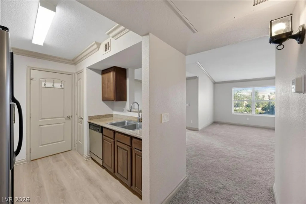 1150 Buffalo, Las Vegas, NV 89128