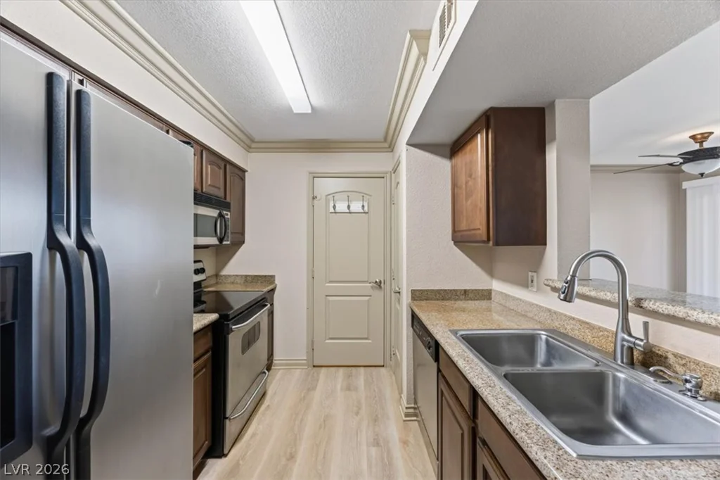 1150 Buffalo, Las Vegas, NV 89128