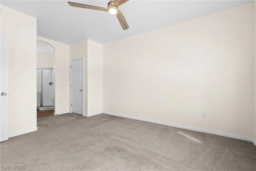 7701 Robindale, Las Vegas, NV 89113