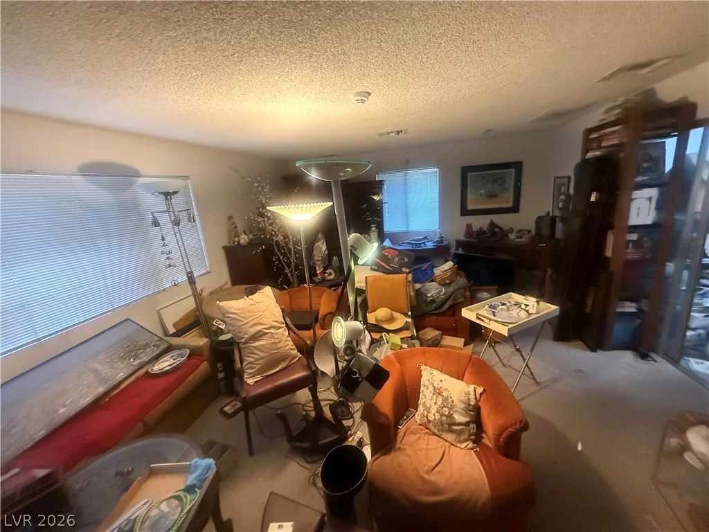 1747 Desert Inn, Las Vegas, NV 89169